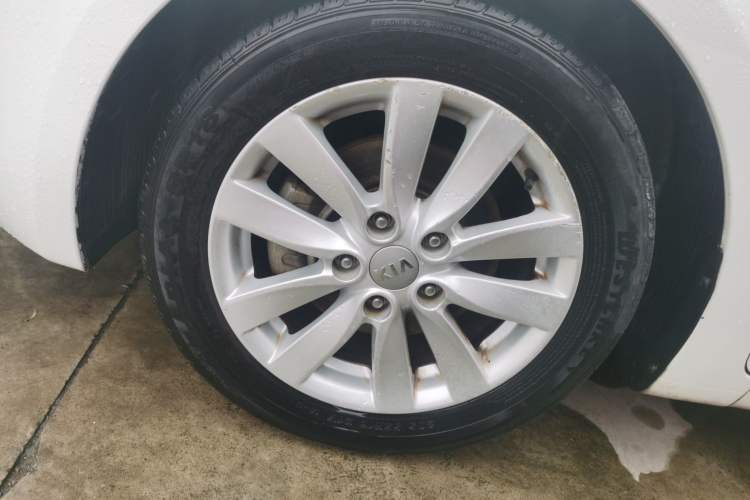 Used Kia K3 2015 1.6L Automatic GLS
