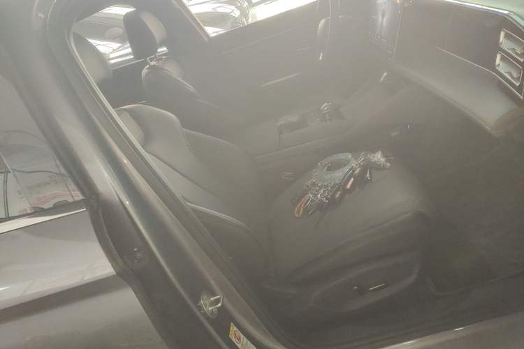 Used BYD Qin L 2025 DM-i Smart Drive 120KM Superior Model