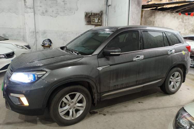 Used Changan CS75 2017 Shangkui Edition 1.5T Automatic Fengxiang Model
