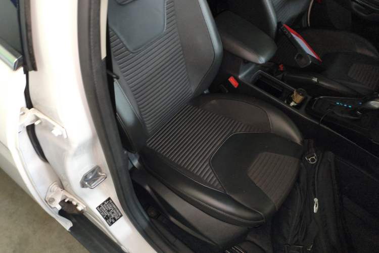 Used Ford Focus 2018 Hatchback Classic EcoBoost 180 Automatic Elite Model
