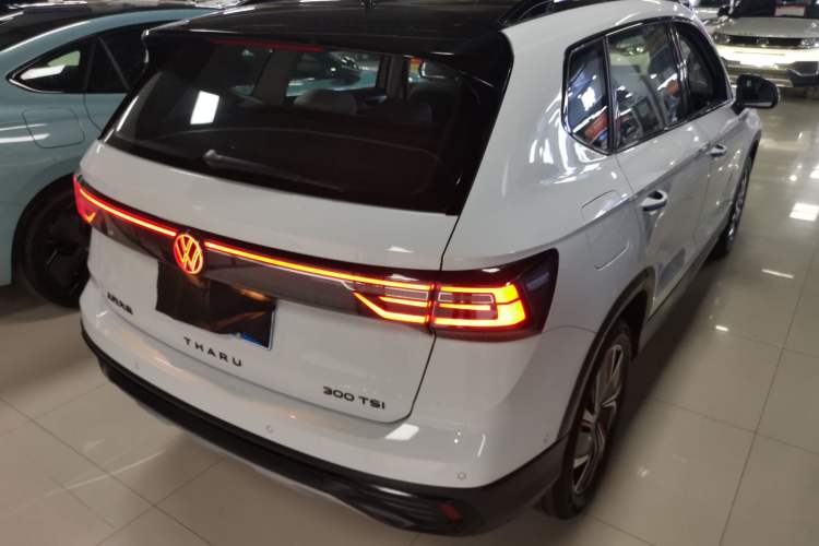 Used Volkswagen Tharu 2024 300TSI Two-Wheel-Drive Moon Luxury Edition
