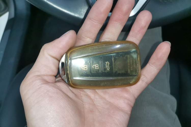 Used Toyota Camry 2019 Revised Version 2.5G Luxury Edition
