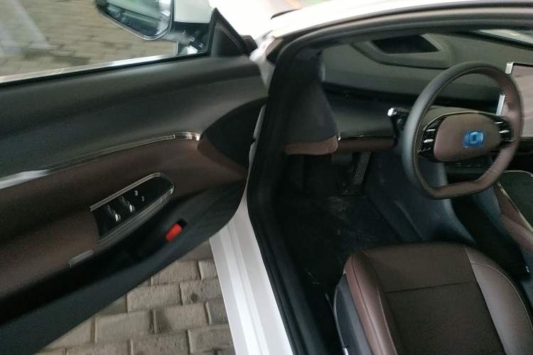 Used  A07 2025 Range-Extended "Truly Delicious" 140 Elite Version
