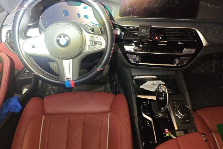 Used BMW 5 Series 2023 530Li Luxury Edition M Sport Package