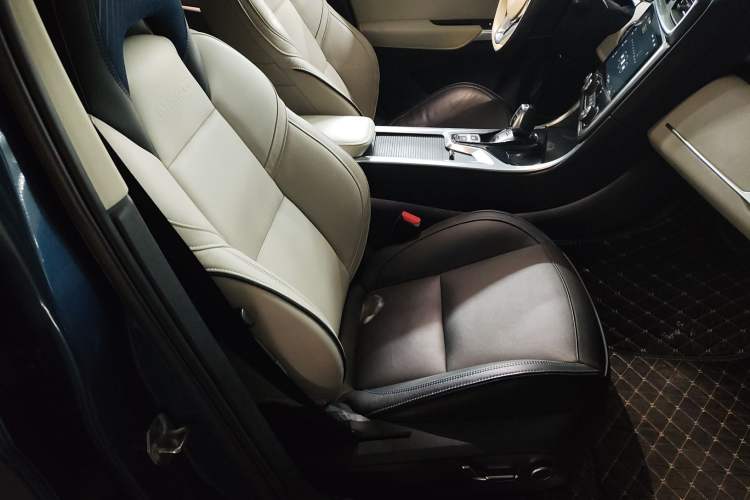 Used Lynk & Co 01 2017 2.0T Two-Wheel Drive Zhaopu Version