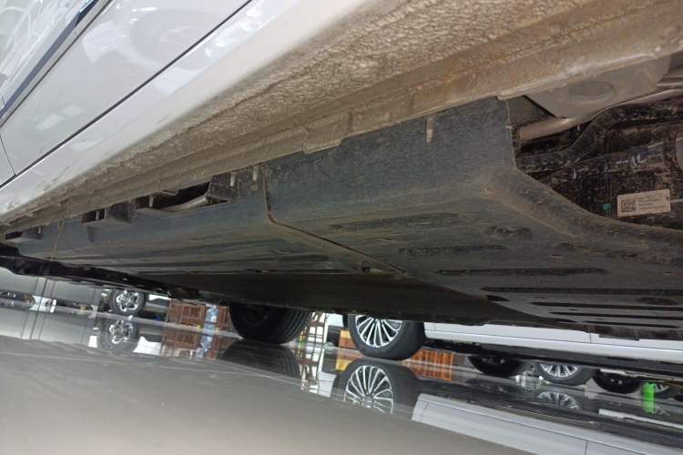 Used Buick GL8 New Energy 2024 Lu Zun Luxury Edition 7-Seater
