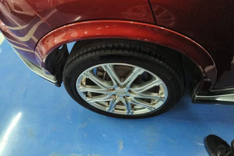 Used Infiniti ESQ 2014 1.6L Spontaneous Edition