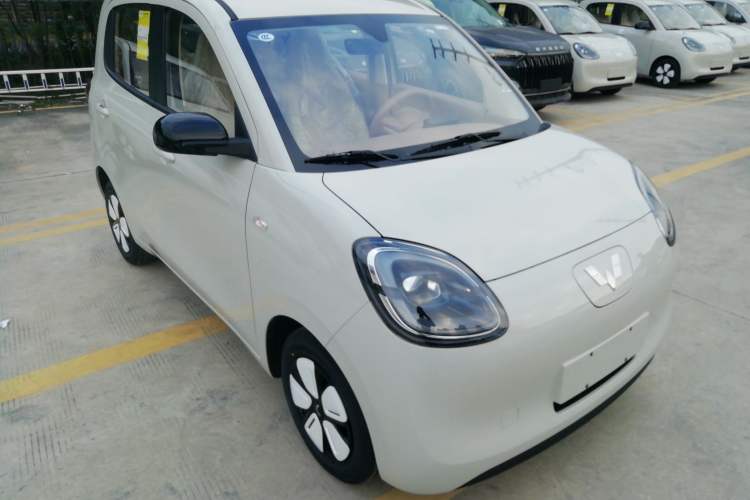 Used Wuling Hongguang MINIEV 2025 Four-Door Version Advanced Edition
