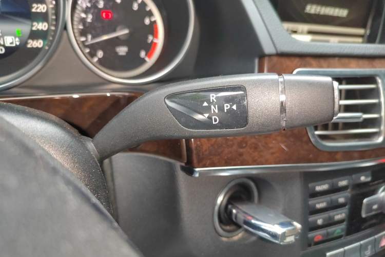 Used Mercedes-Benz E-Class 2014 E 260 L Luxury Model