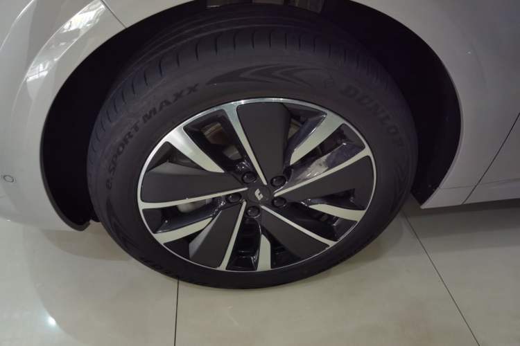 Used Li Auto L6 2025 Pro Smart Refresh Edition
