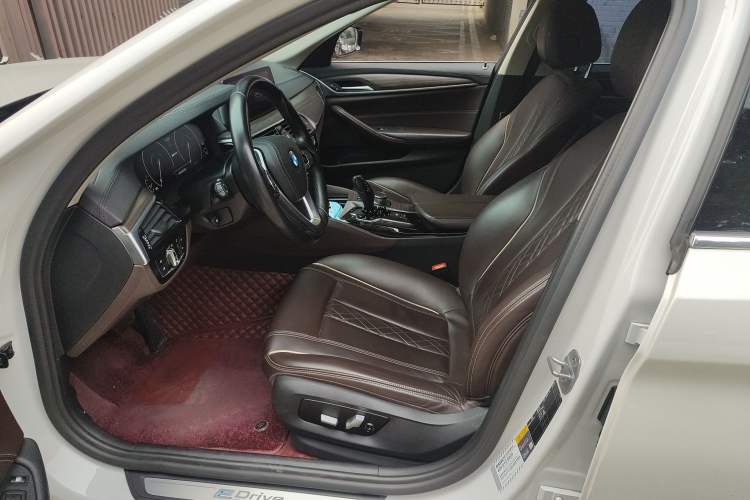 Used BMW 5 Series New Energy 2019 530Le Luxury Package
