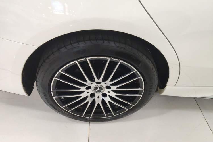 Used Mercedes-Benz C-Class 2023 Restyled C 260 L Sport Edition
