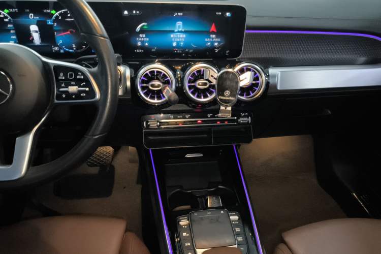 Used Mercedes-Benz GLB 2020 Facelift GLB 200 Fashion Edition
