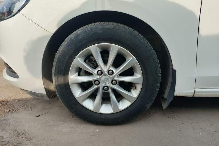 Used Buick GT 2018 15T Dual-Clutch Advanced Model China V Standard
