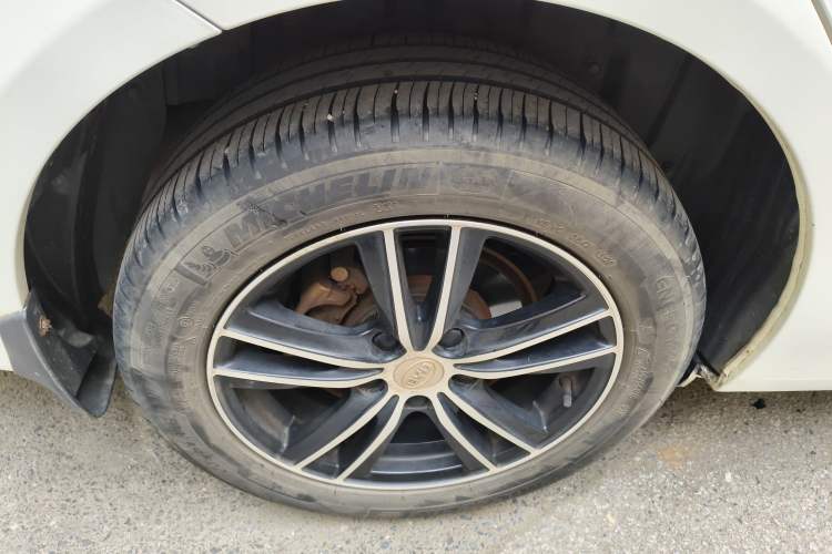 Used BYD Surui 2015 1.5L Automatic Luxury Model
