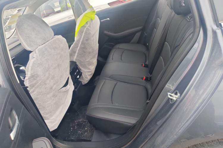 Used Roewe i5 2023 1.5L CVT Luxury Edition
