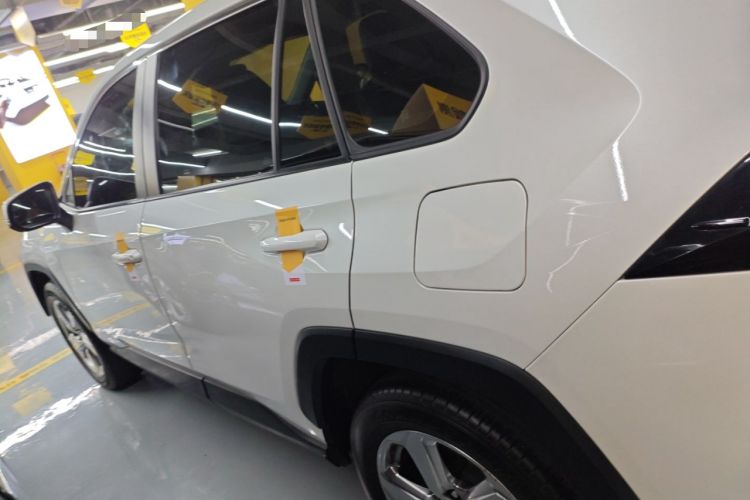 Used Toyota RAV4 2022 2.0L CVT Two-Wheel Drive Fashion Plus Edition
