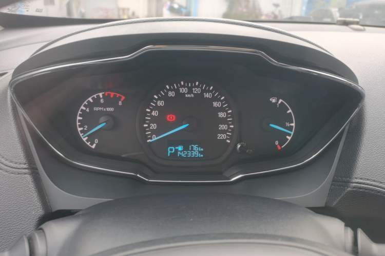 Used Ford Escort 2015 1.5L Automatic Fashion Model