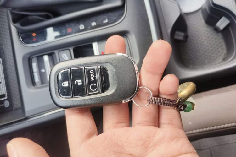 Used Honda CR-V 2023 240TURBO Two-Wheel-Drive Luxury Version 5 Seats
