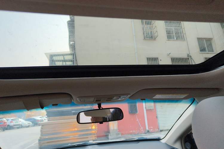 Used Honda Crider 2015 1.8L Automatic Luxury Edition
