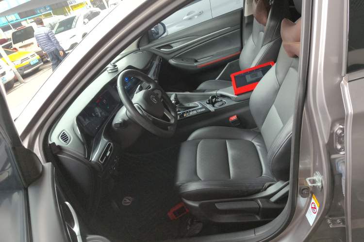 Used Changan Eado 2020 PLUS Blue Whale NE 1.4T GDI DCT Prestige Model
