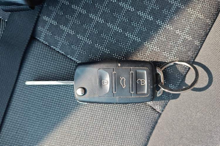 Used Volkswagen Polo 2016 1.6L Automatic Comfort Model