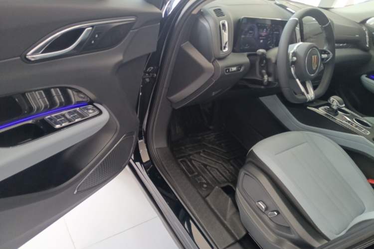 Used Hongqi HS3 PHEV 2024 PHEV 115km Jingwei Edition
