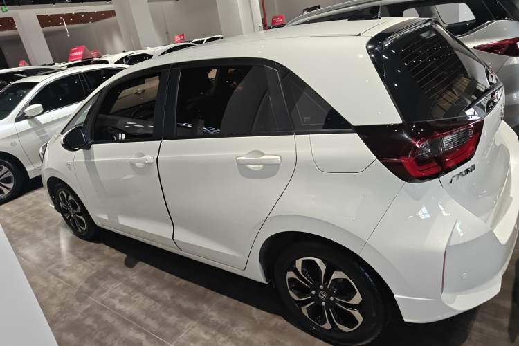 Used Honda Fit 2021 1.5L CVT Trend Edition
