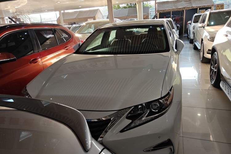 Used Lexus ES 2015 200 Elite Edition