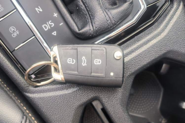 Used Volkswagen Lavida 2021 1.5L Automatic Comfort Edition
