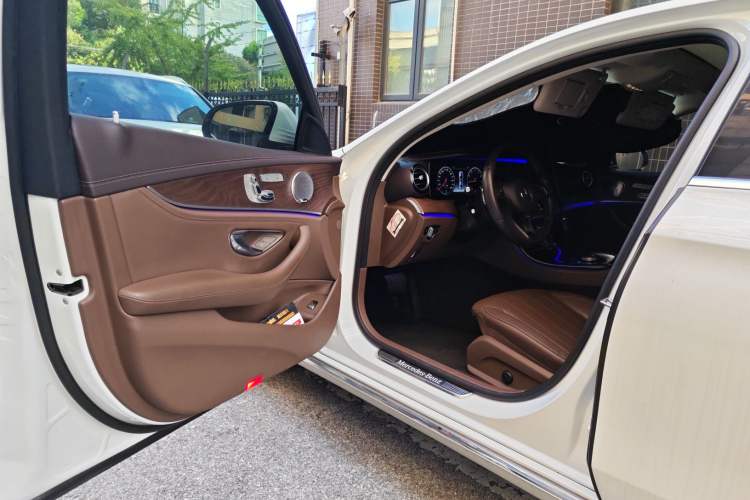 Used Mercedes-Benz E-Class 2017 E 300 L Luxury Model