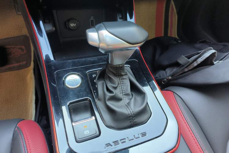 Used Dongfeng Aeolus Yixuan 2021 230T Automatic Chasing Shadow Edition
