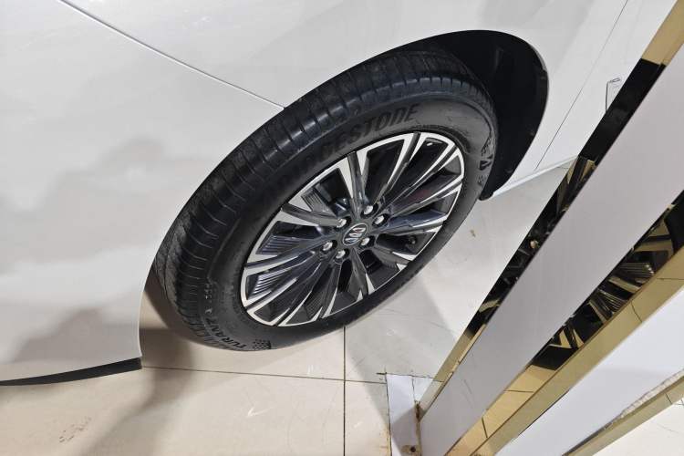 Used Buick GL8 2025 Lu Zun Deluxe Edition
