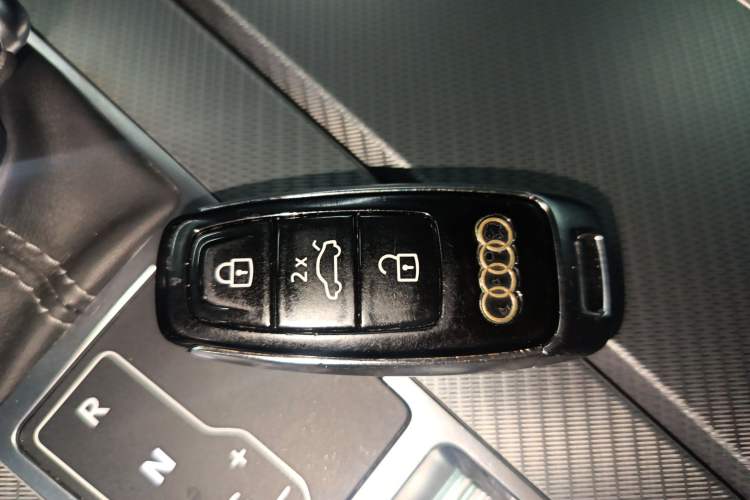 Used Audi A7L 2022 45 TFSI S-line Dream-Building Crystal Flow Package