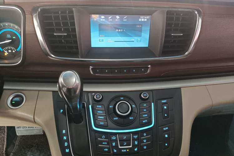 Used Buick GL8 2014 3.0L XT Luxury Business Flagship Edition