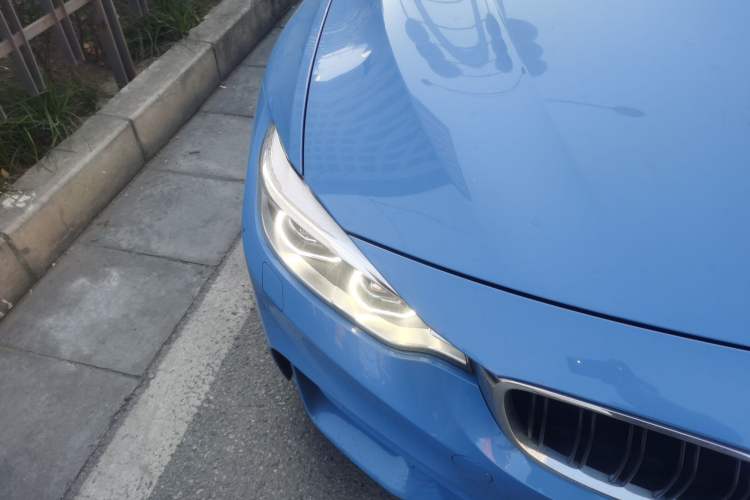 Used BMW M4 2014 M4 two-door coupe
