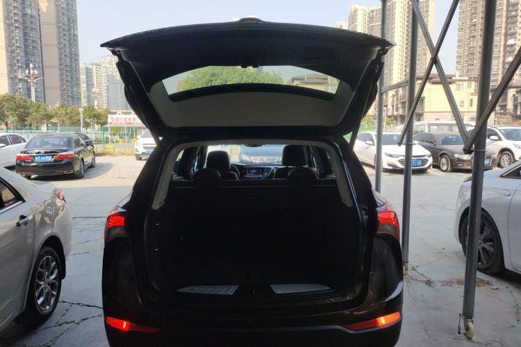 Used Buick Envision 2019 20T Two-Wheel Drive Luxury Version China V Standard