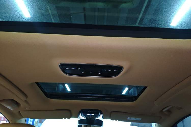 Used VOYAH Dream 2022 Low-Carbon Edition Dream+ Smart Enjoyment Package
