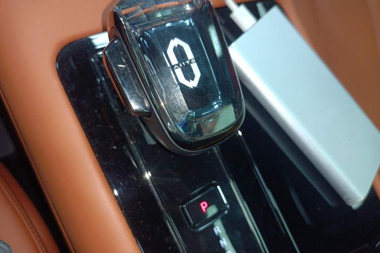 Used Hima AITO M7 2024 1.5T Intelligent Driving 4WD Pro Edition 5 Seats
