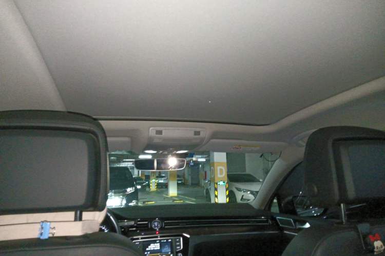 Used Volkswagen Magotan 2017 330TSI DSG Luxury Model
