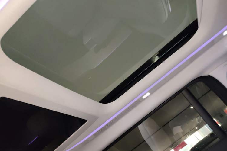 Used XPeng X9 2024 640 All-Wheel Drive High-Performance Max