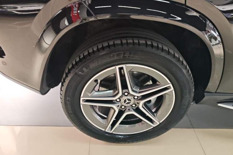 Used Mercedes-Benz GLE 2021 GLE 450 4MATIC AMG Line
