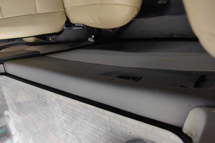 Used FORTHING Lingzhi 2015 V3 1.5L 7-Seater Luxury Model
