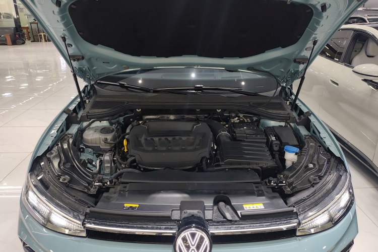 Used Volkswagen Passat 2025 Pro 380TSI Starry Dragon Luxury Edition
