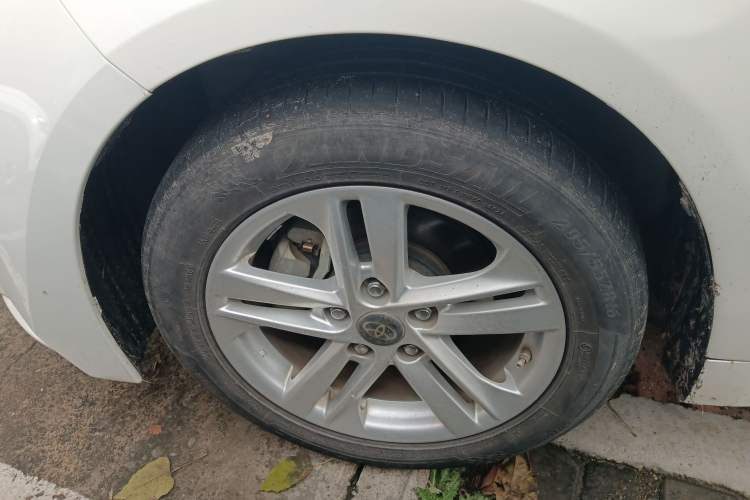 Used Toyota Levin 2022 Dual-Motor 1.8H E-CVT Leading Edition
