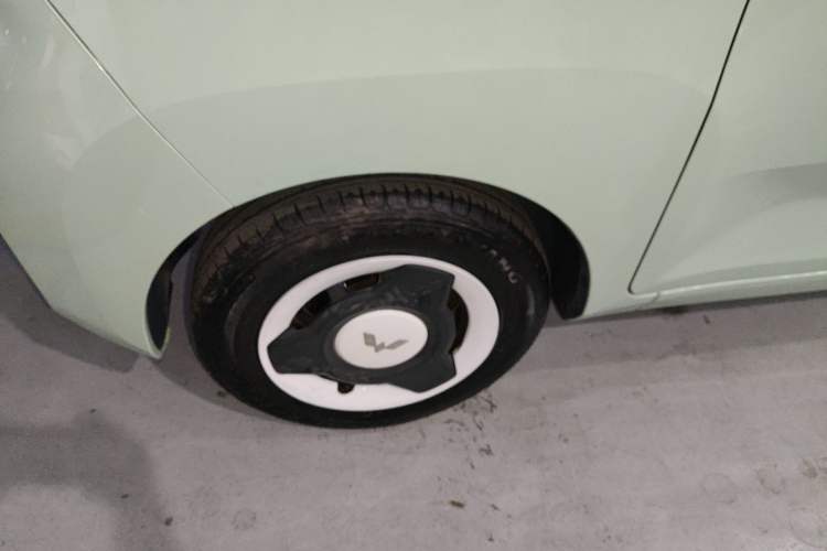 Used Wuling Hongguang MINIEV 2021 Macaron Premium Model – Lithium Iron Phosphate
