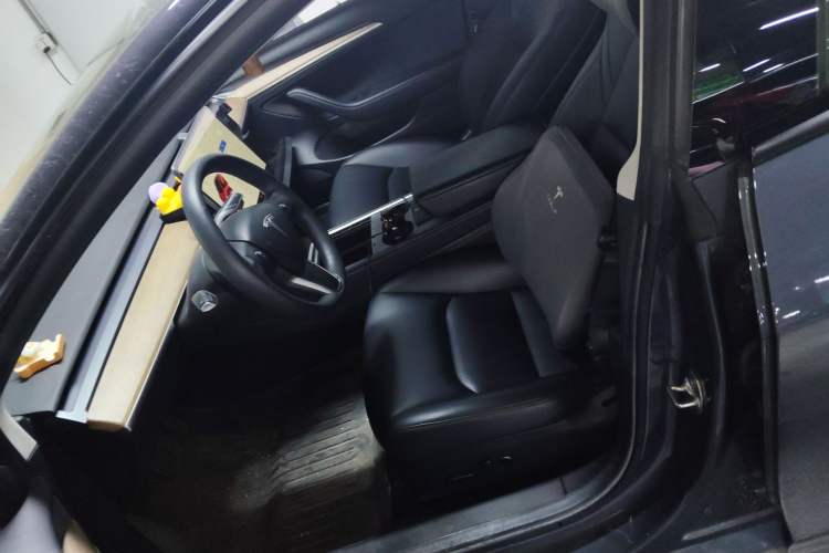 Used Tesla Model 3 2022 Rear-Wheel-Drive Version
