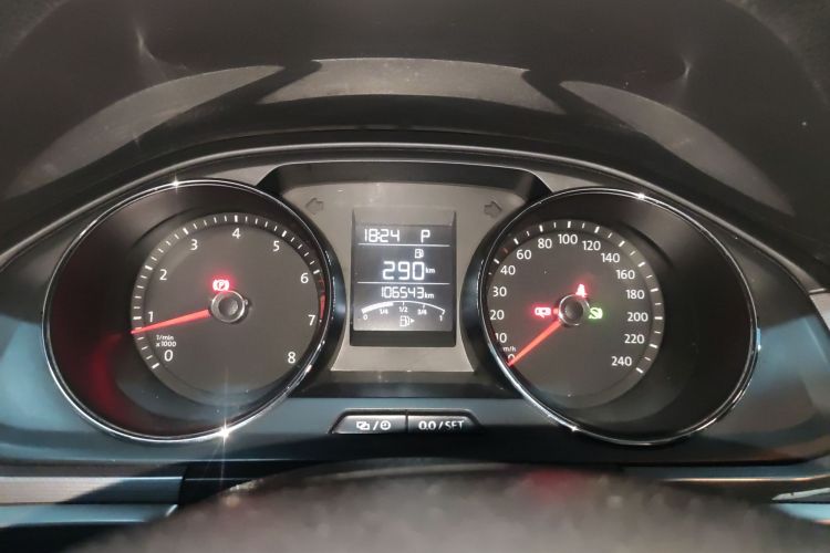 Used Volkswagen Bora 2017 1.6L Automatic Fashion Model