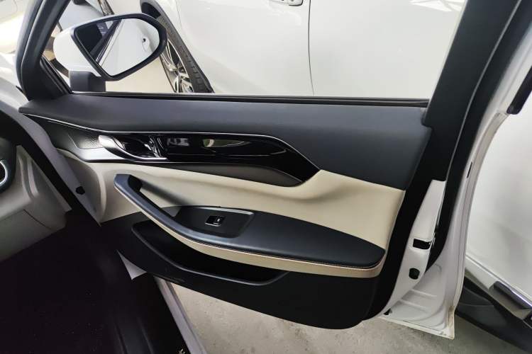 Used BYD Qin PLUS 2021 DM-i 120KM Prestige Model
