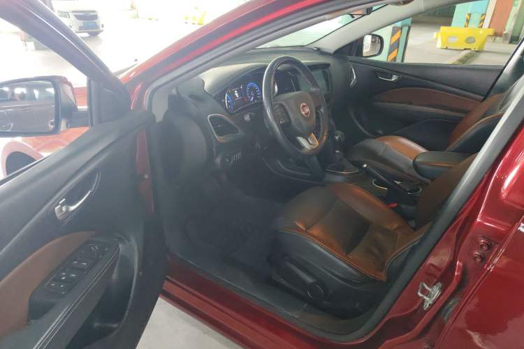 Used Fiat Viaggio 2015 1.4T Automatic Jingxiang Edition
